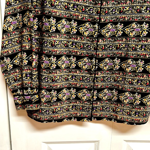 Vintage Bora Bora Black Multi Color Floral Print Long Sleeve Top Size PM - Picture 3 of 6